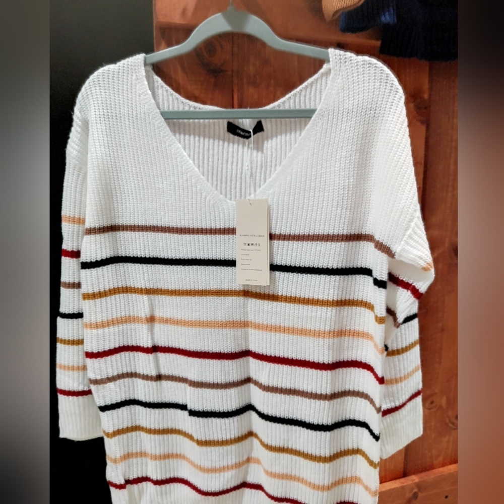 Multicolor Striped V-Neck Sweater